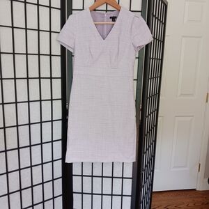 Elegant Pale Lavender V-Neck Dress